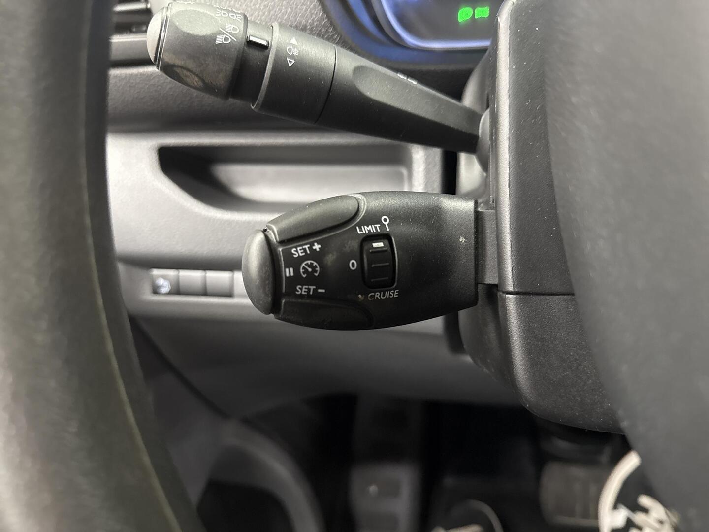 PEUGEOT e-Expert 2021