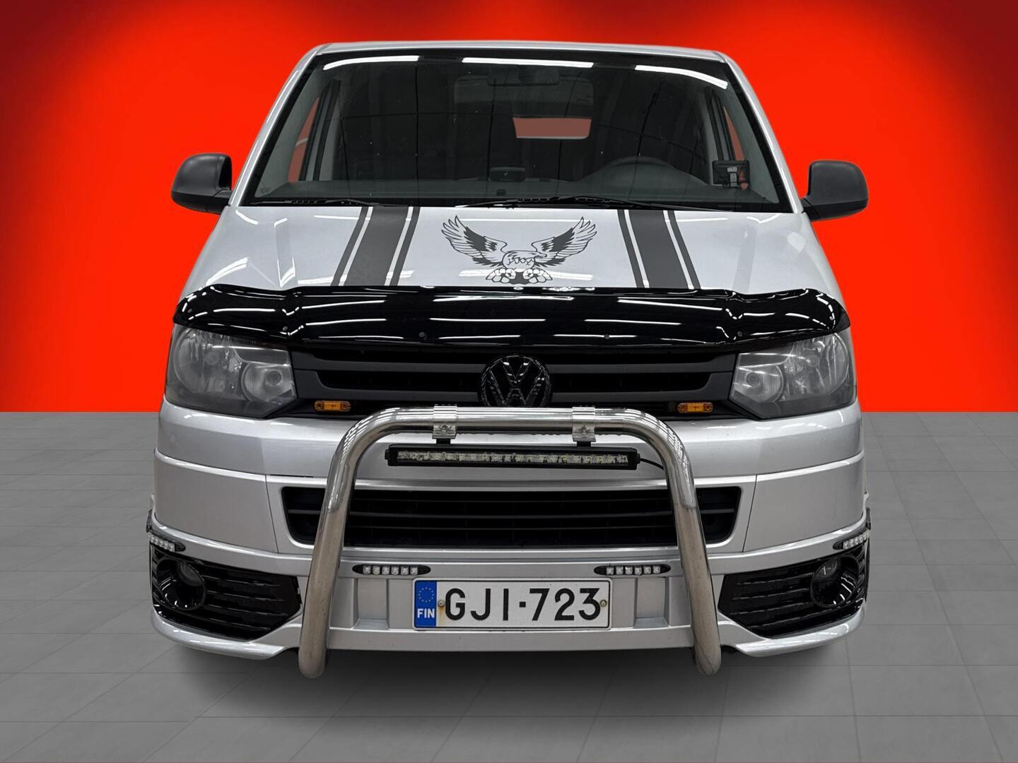 VOLKSWAGEN Transporter 2011