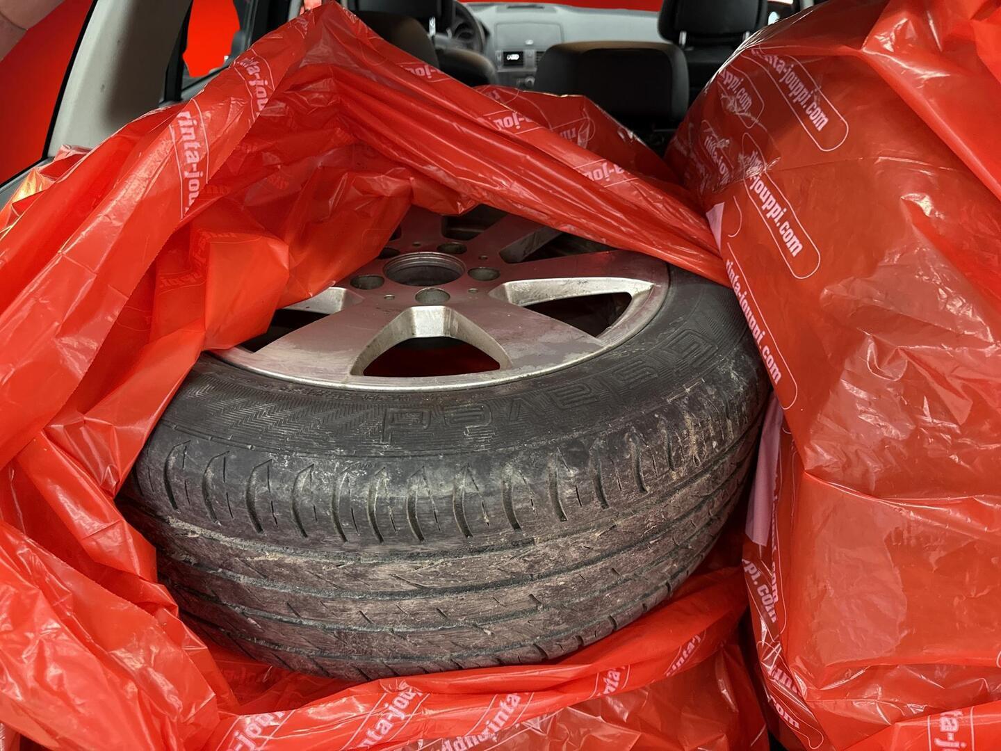 MERCEDES-BENZ C 2011