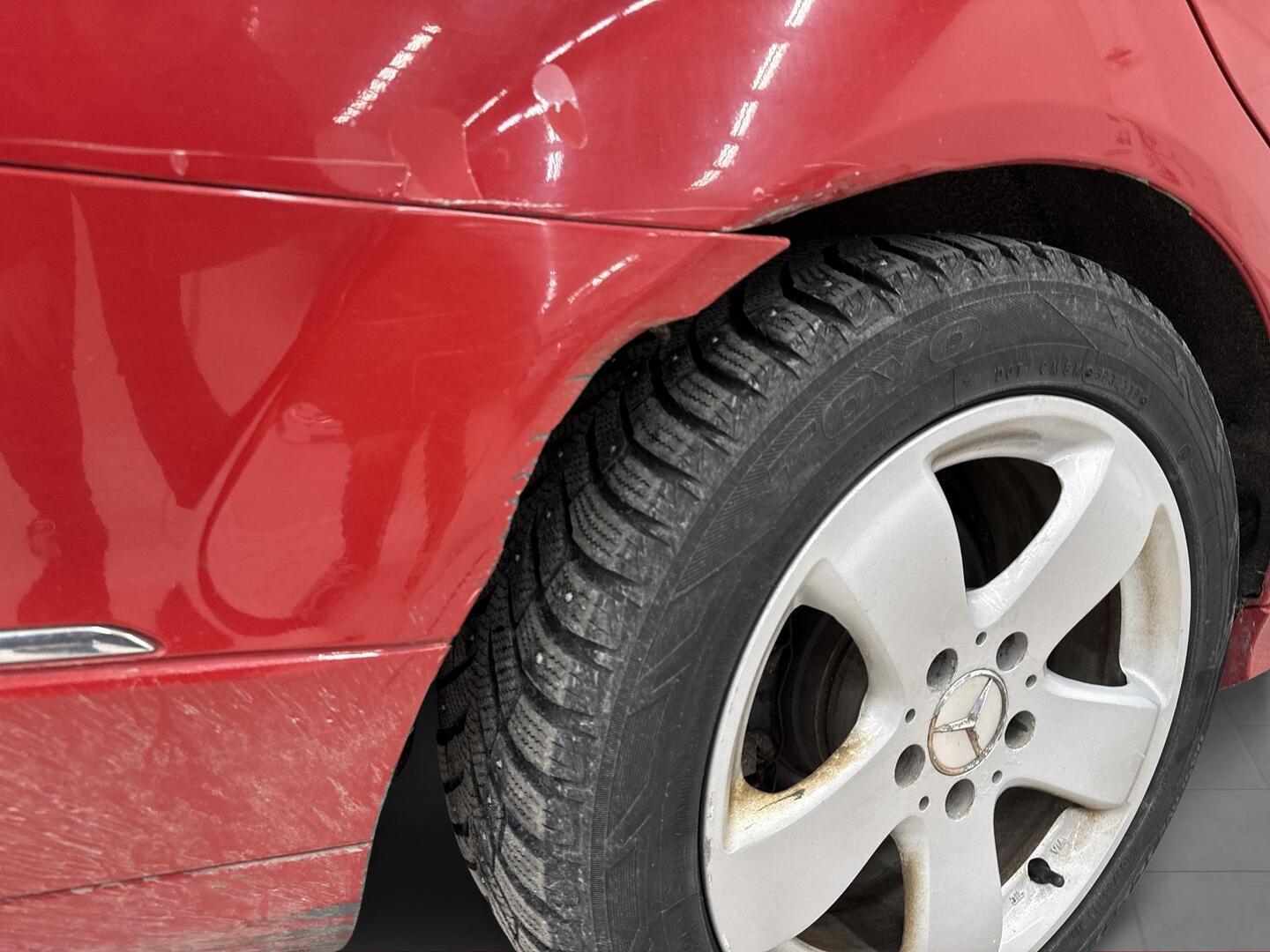 MERCEDES-BENZ C 2011