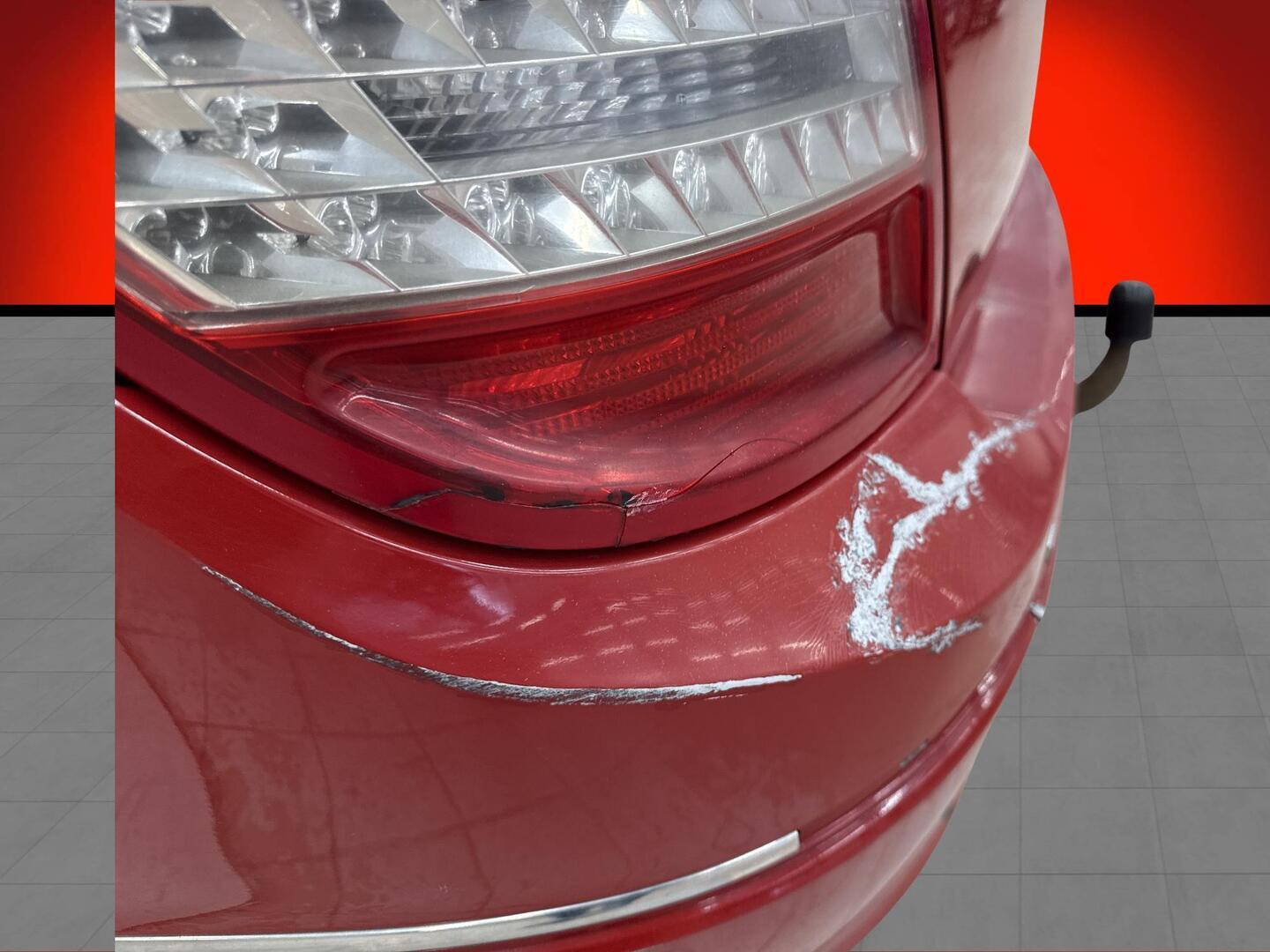 MERCEDES-BENZ C 2011