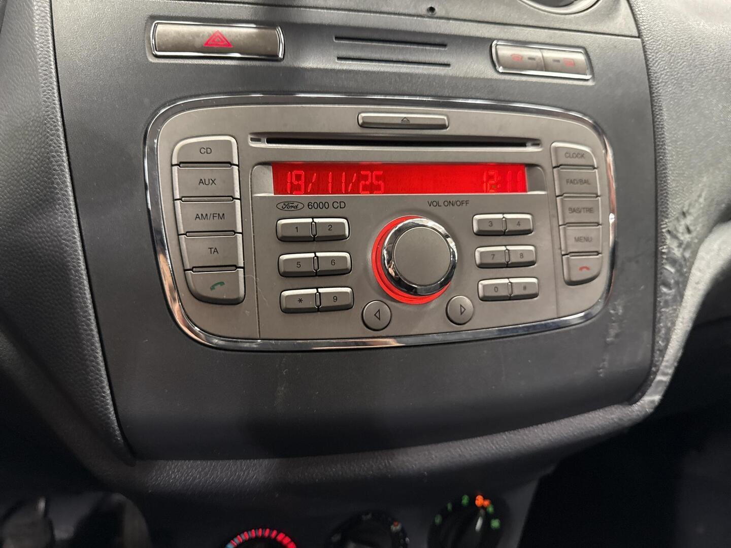 FORD Transit Connect 2011