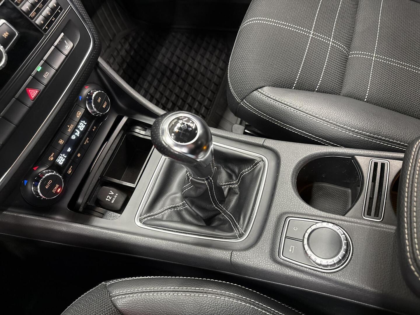 MERCEDES-BENZ A 2014