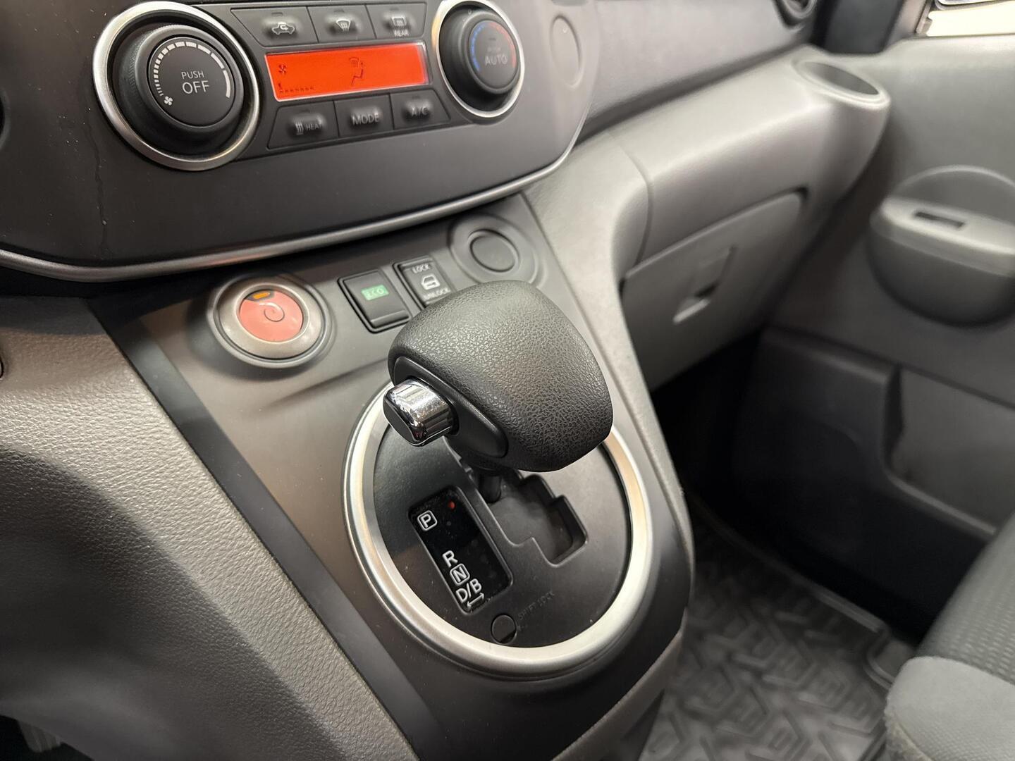 NISSAN e-NV200 2017