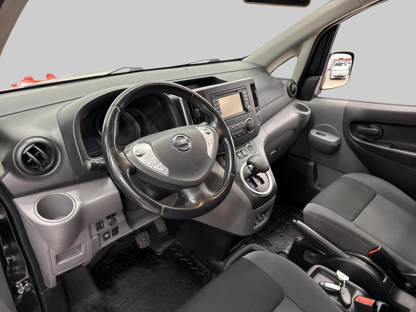 NISSAN e-NV200 2017