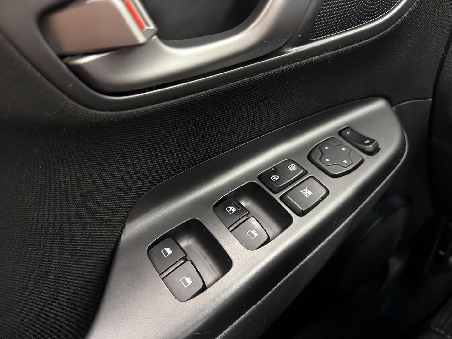 HYUNDAI KONA 2019