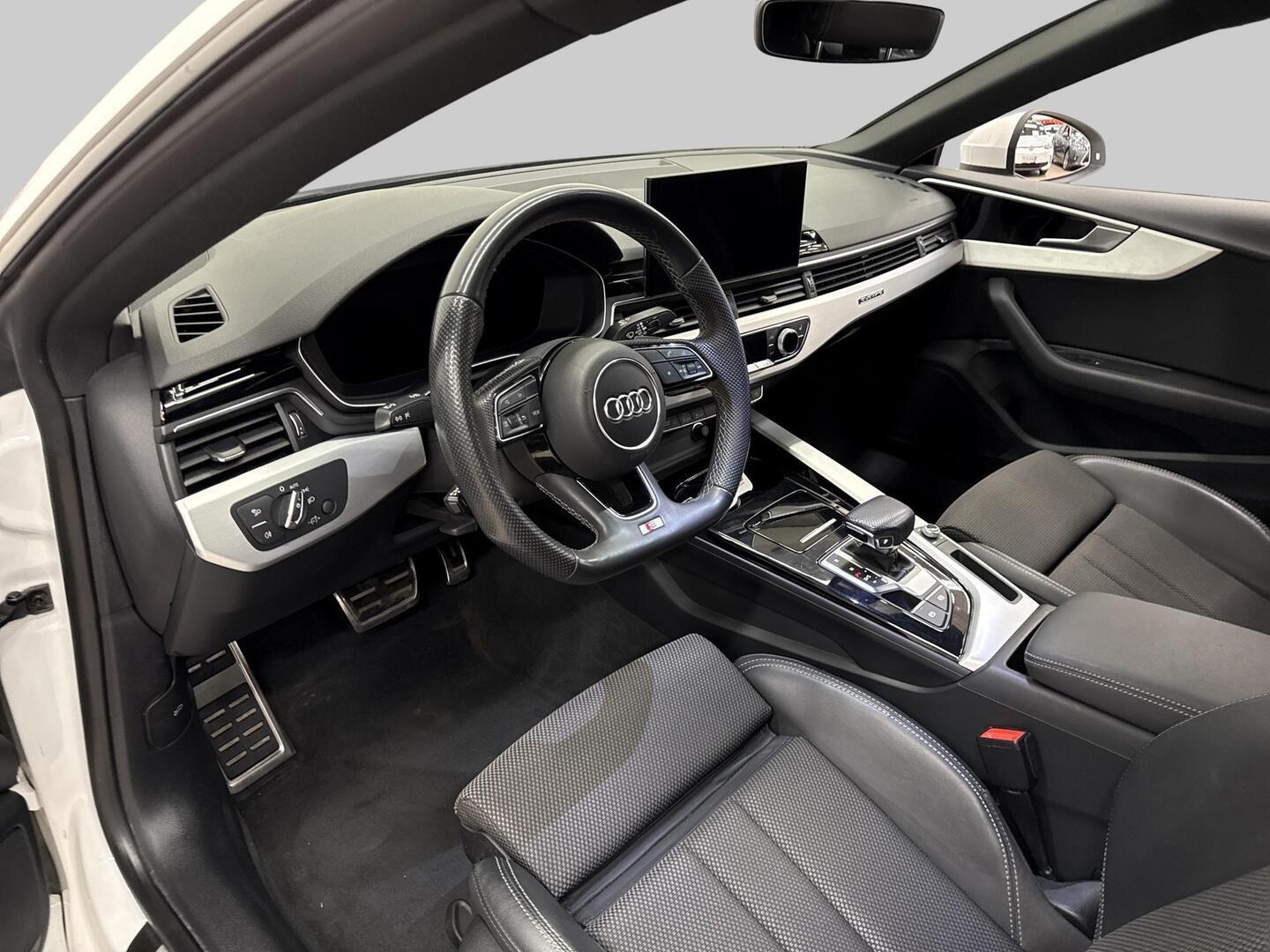 AUDI A5 2021
