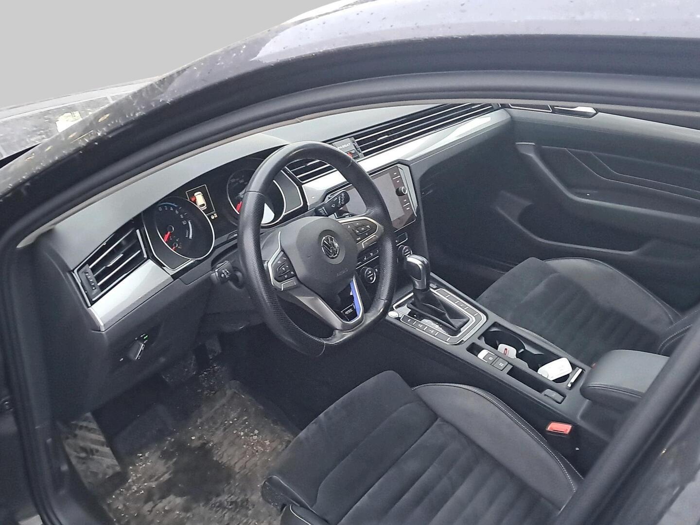 VOLKSWAGEN Passat 2020