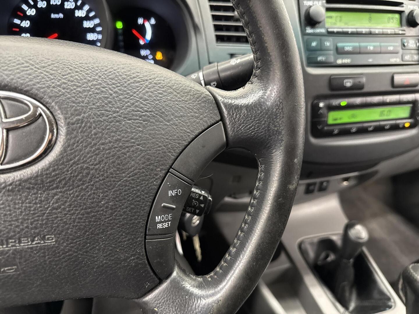 TOYOTA Hilux 2009