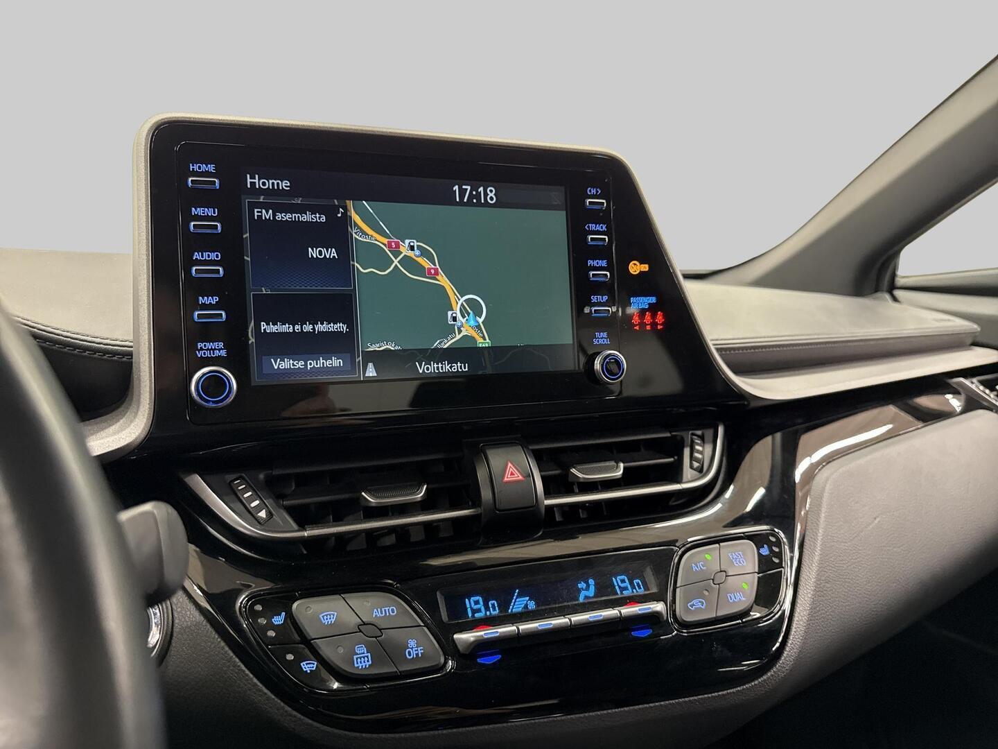 TOYOTA C-HR 2021