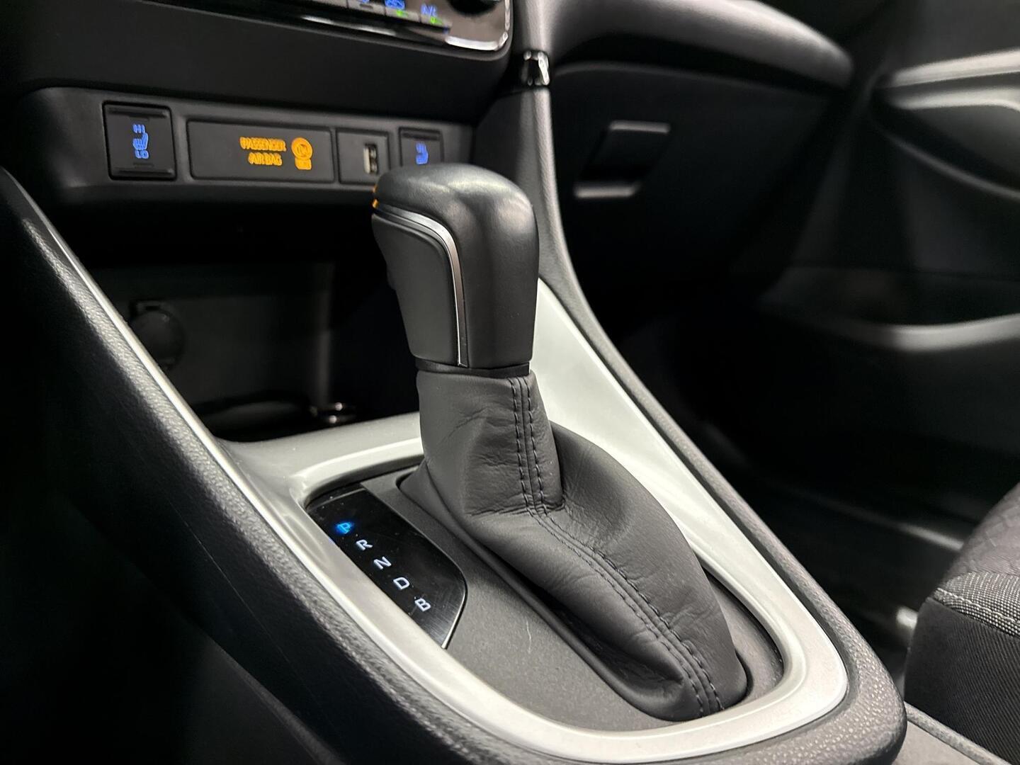 TOYOTA Yaris 2022