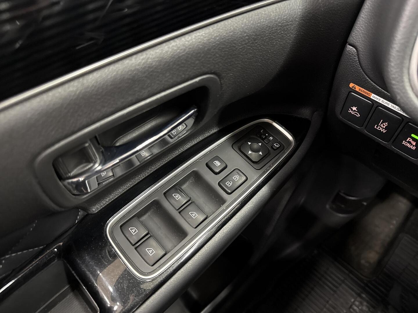 MITSUBISHI Outlander PHEV 2021