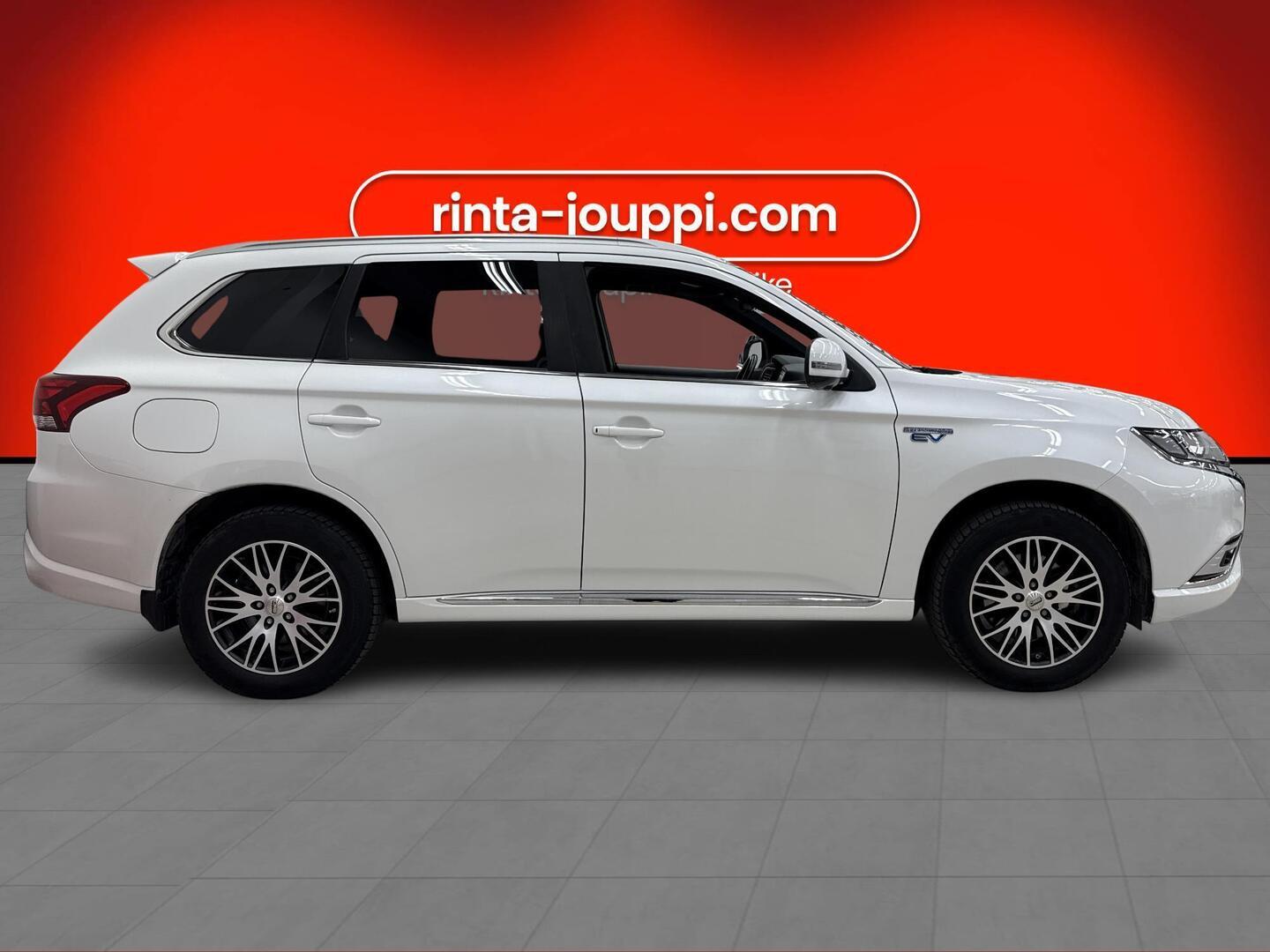 MITSUBISHI Outlander PHEV 2021