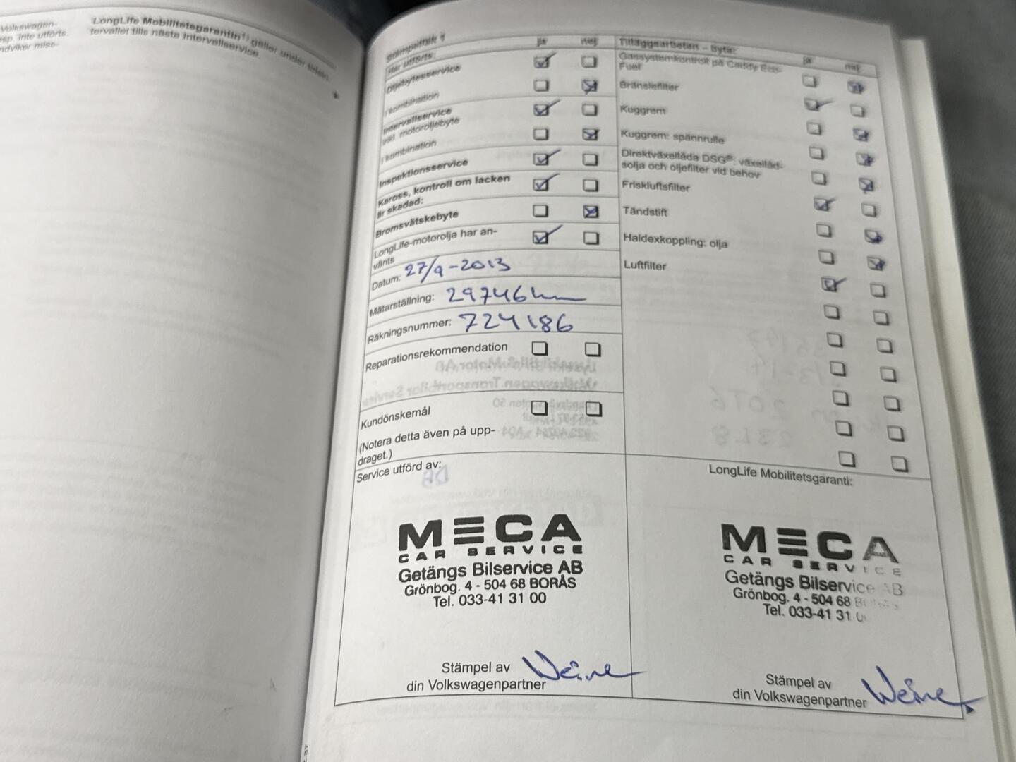 VOLKSWAGEN Amarok 2011