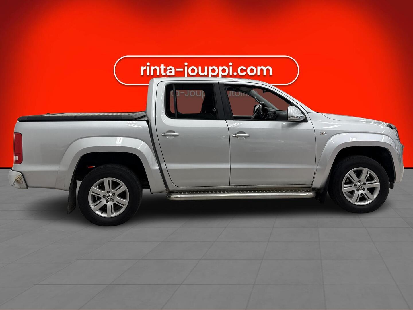 VOLKSWAGEN Amarok 2011