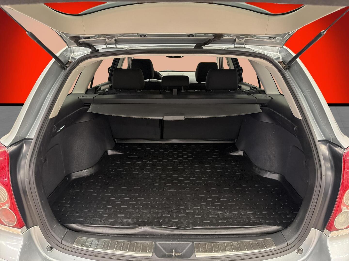 TOYOTA Avensis 2008