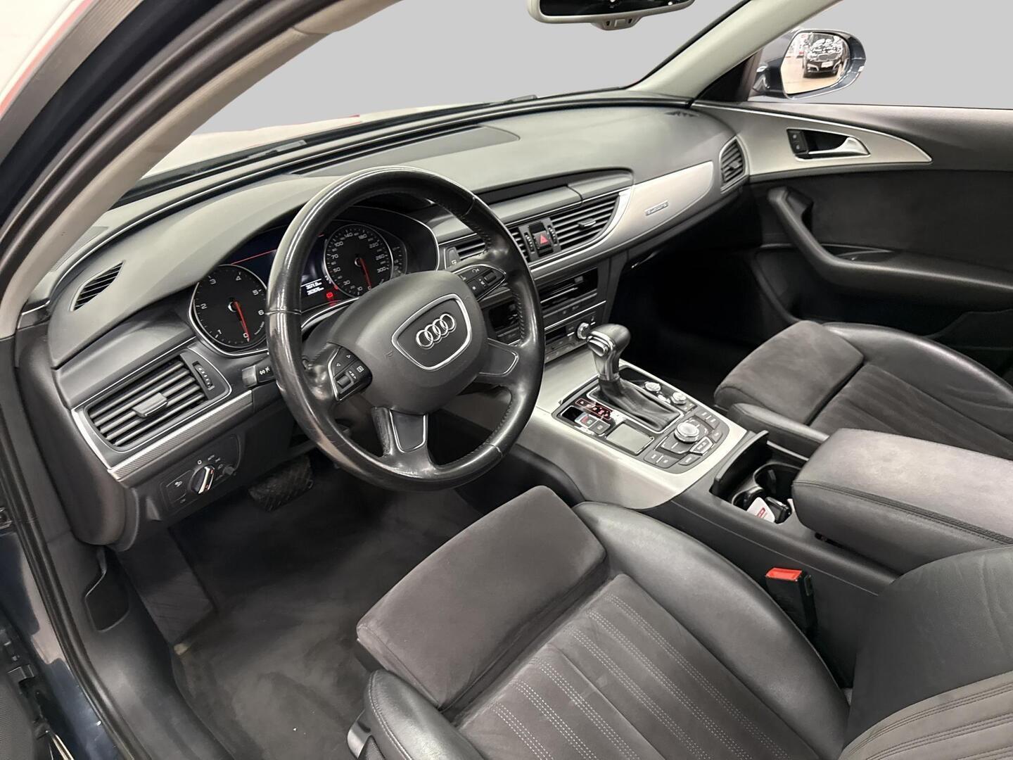 AUDI A6 2012
