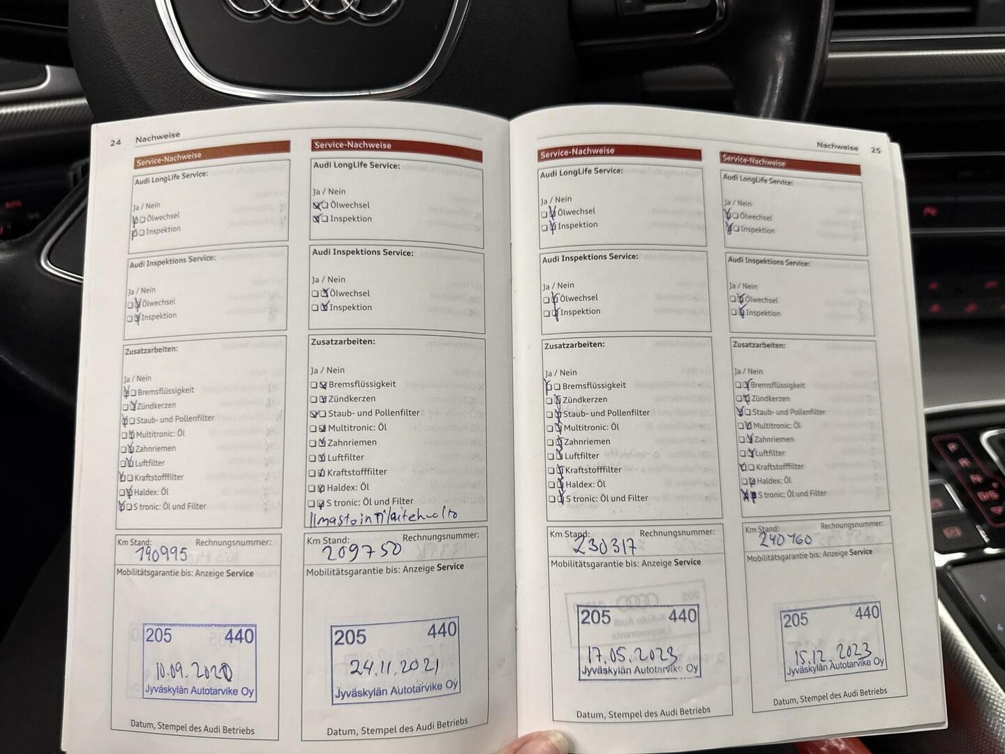 AUDI A6 2012