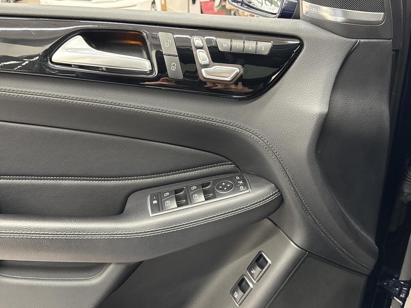 MERCEDES-BENZ GLE 2016