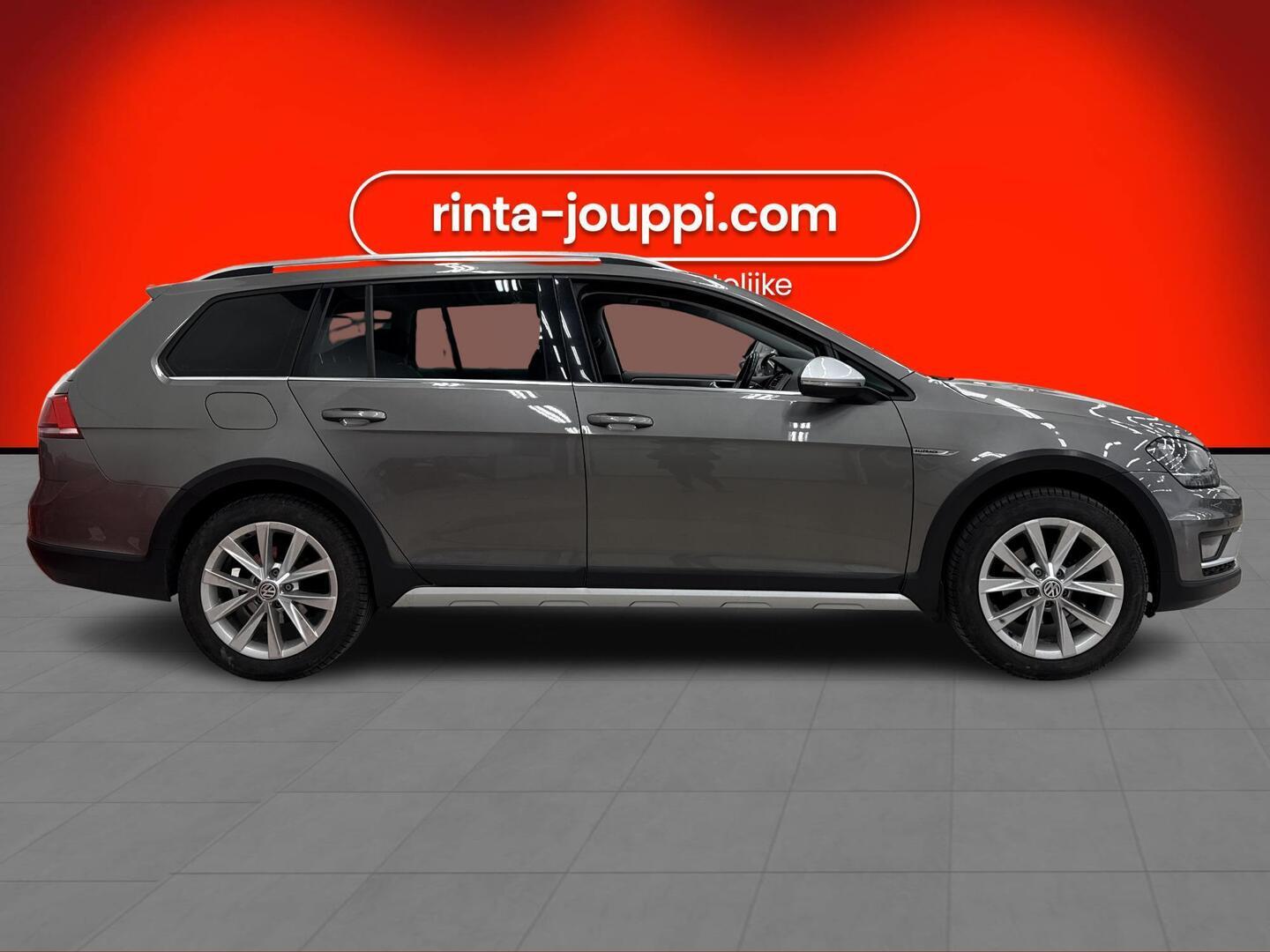 VOLKSWAGEN Golf 2017