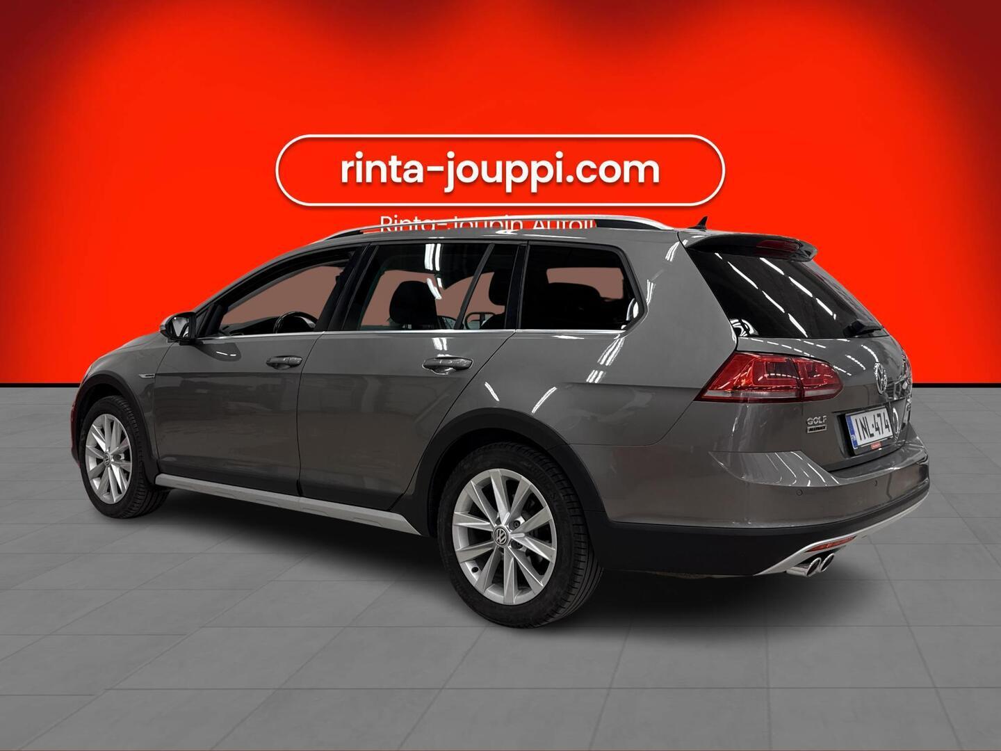 VOLKSWAGEN Golf 2017