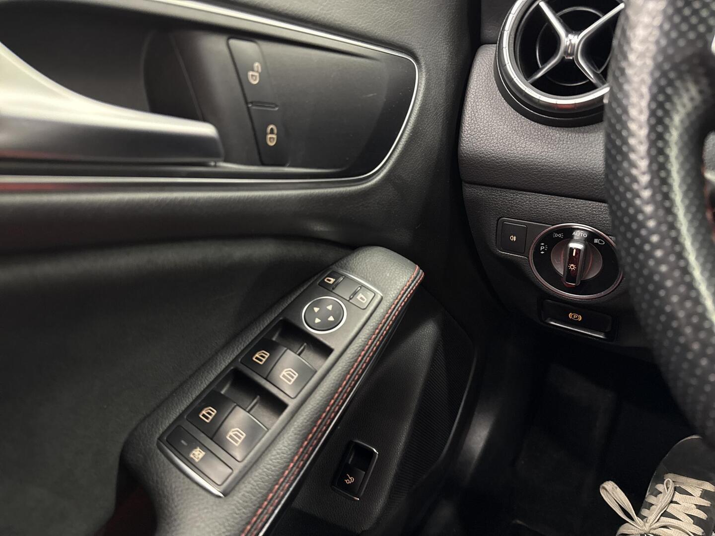 MERCEDES-BENZ CLA 2018