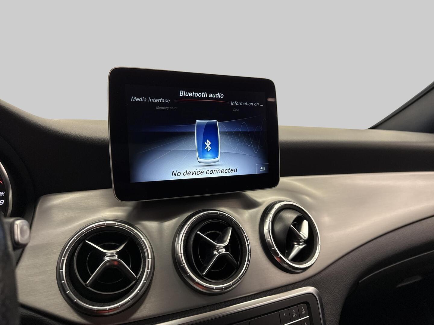 MERCEDES-BENZ CLA 2018