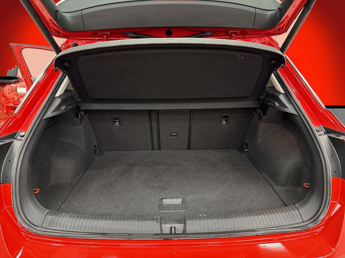 VOLKSWAGEN T-Roc 2018