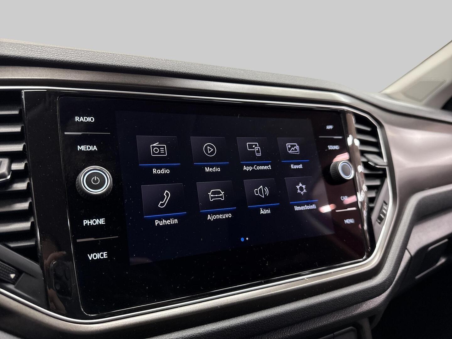 VOLKSWAGEN T-Roc 2018