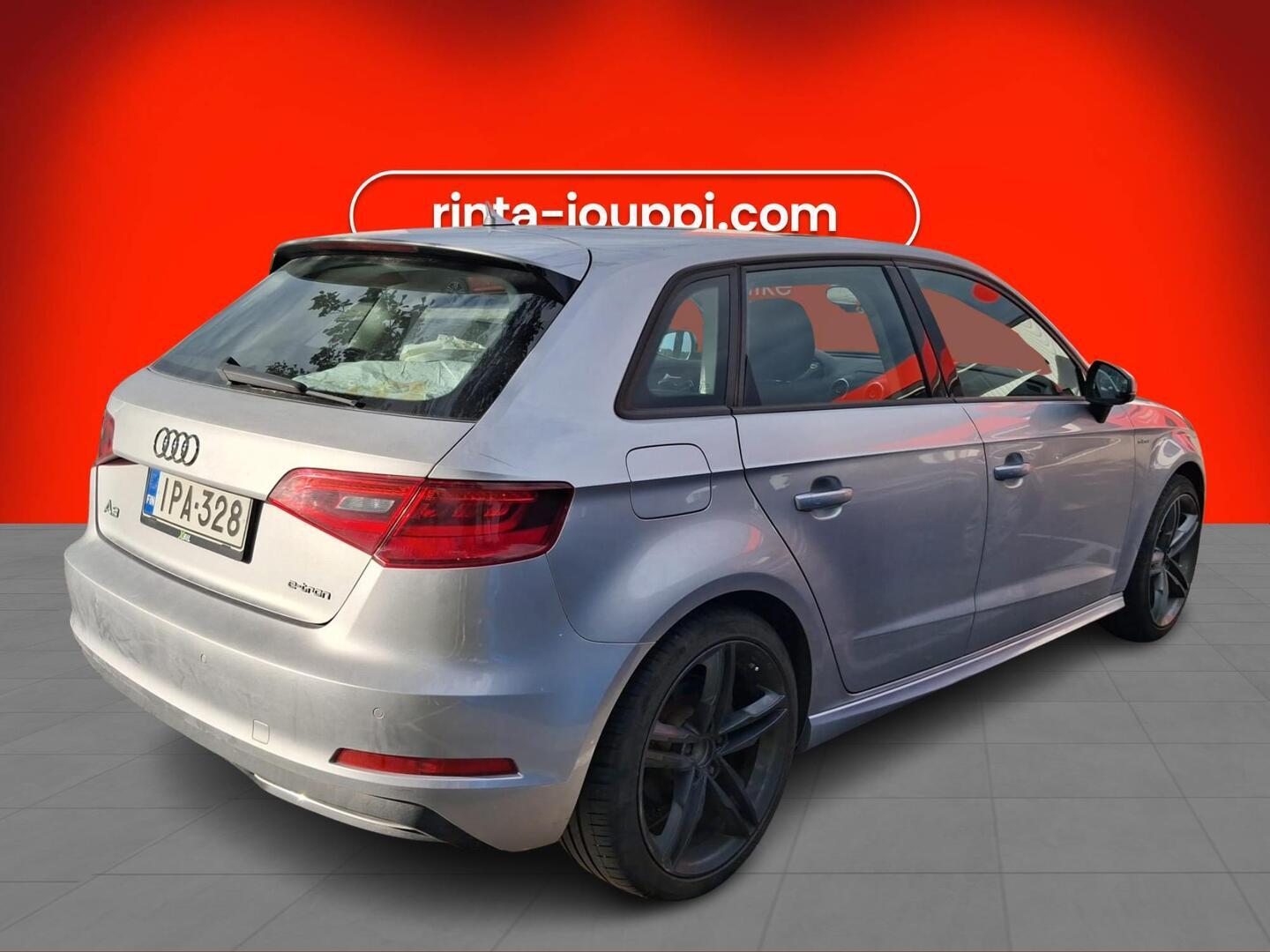 AUDI A3 2015
