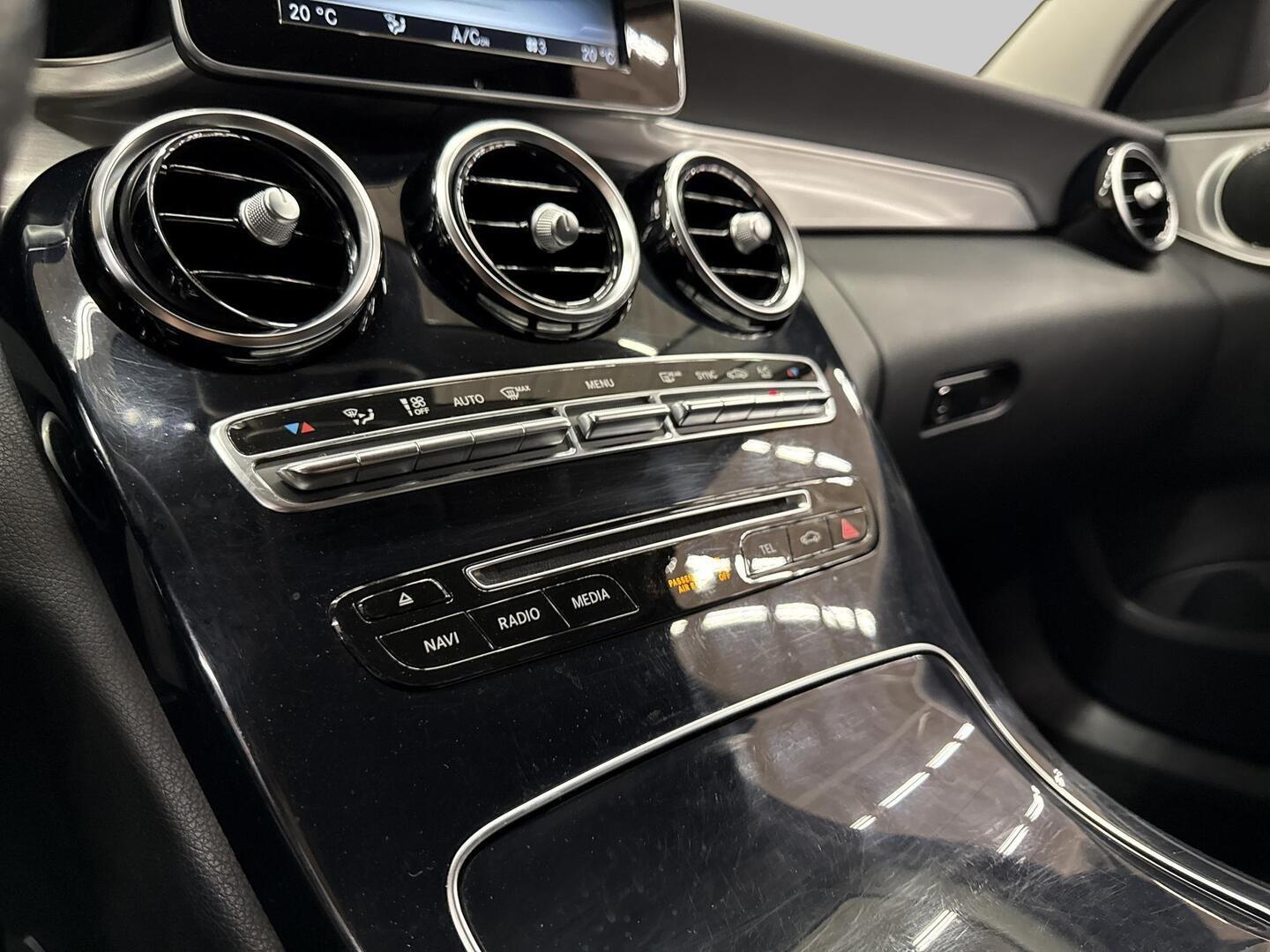 MERCEDES-BENZ C 2017