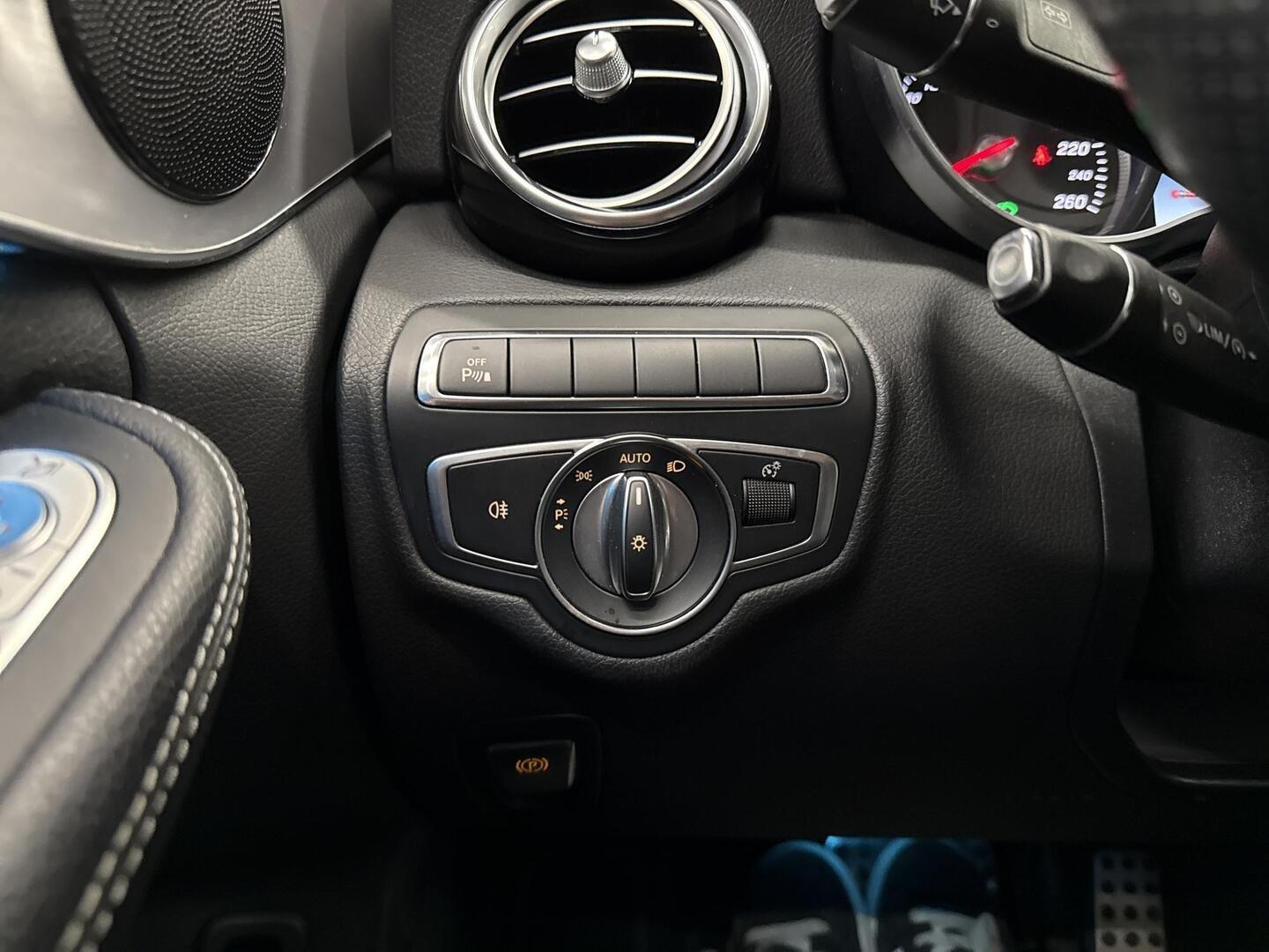 MERCEDES-BENZ C 2018