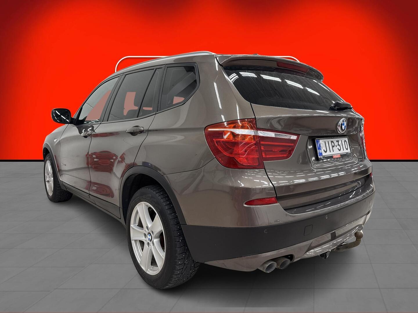 BMW X3 2011