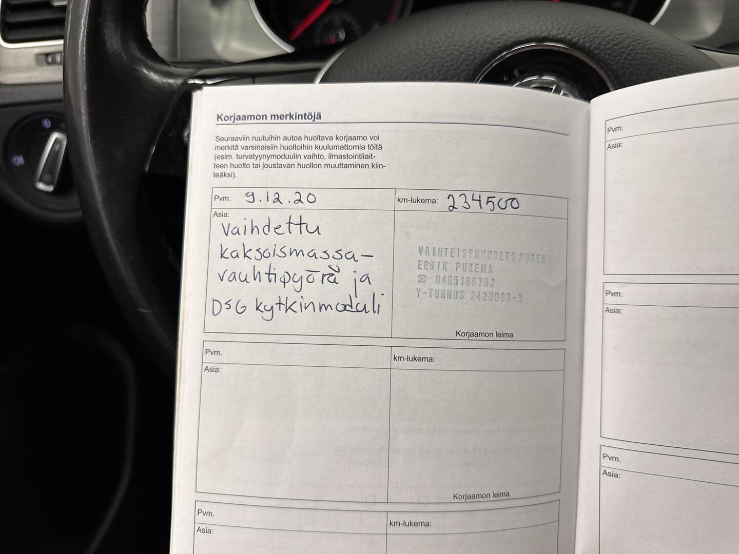 VOLKSWAGEN Golf 2013