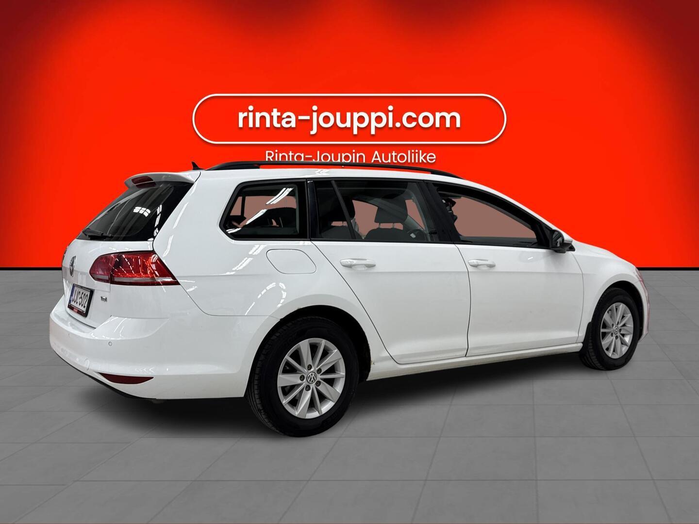 VOLKSWAGEN Golf 2013