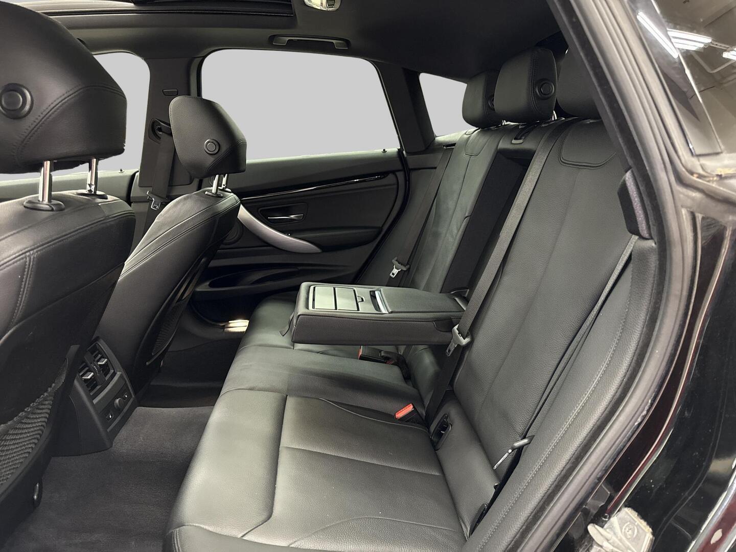 BMW 340 Gran Turismo 2017