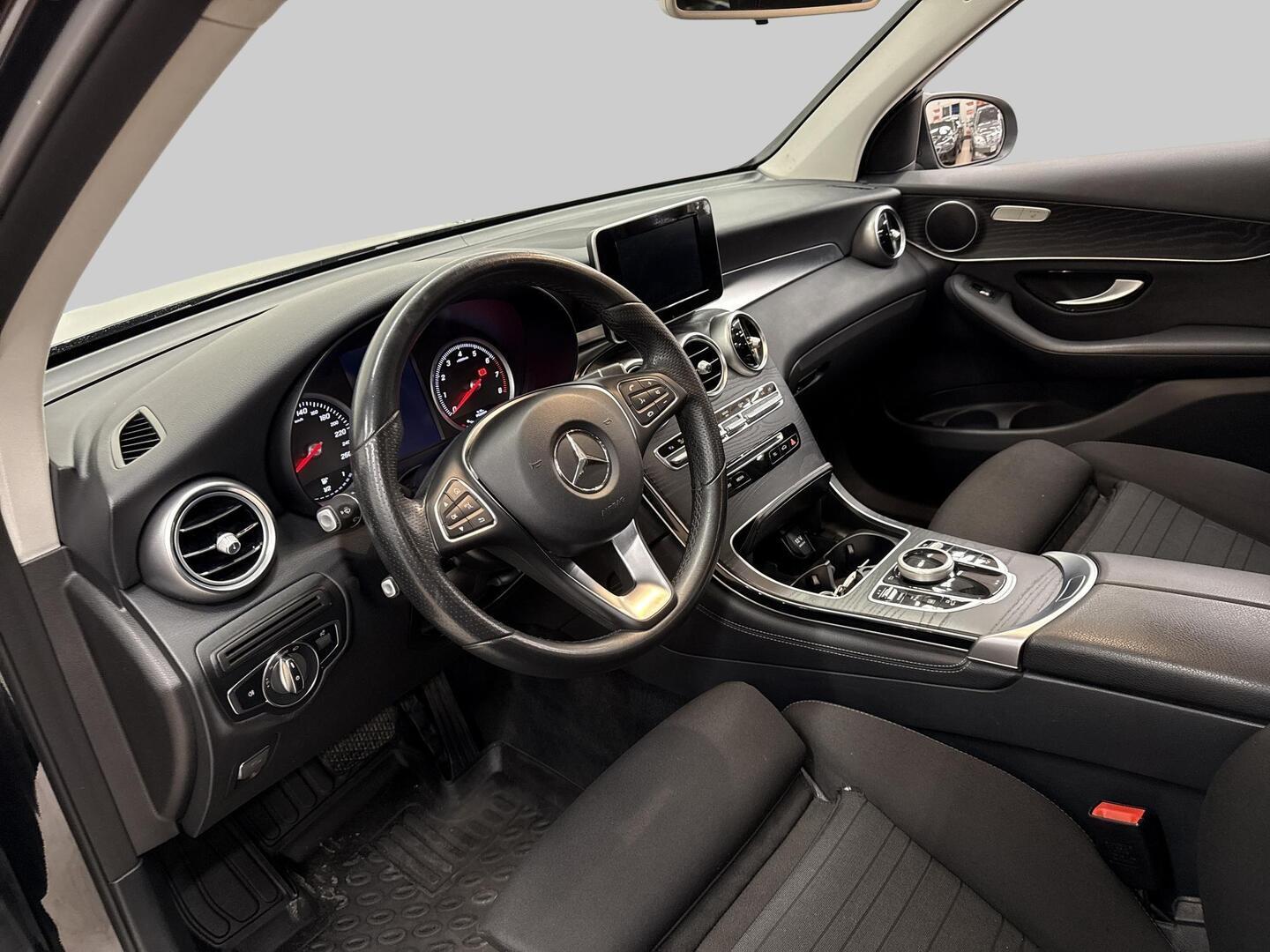 MERCEDES-BENZ GLC 2018