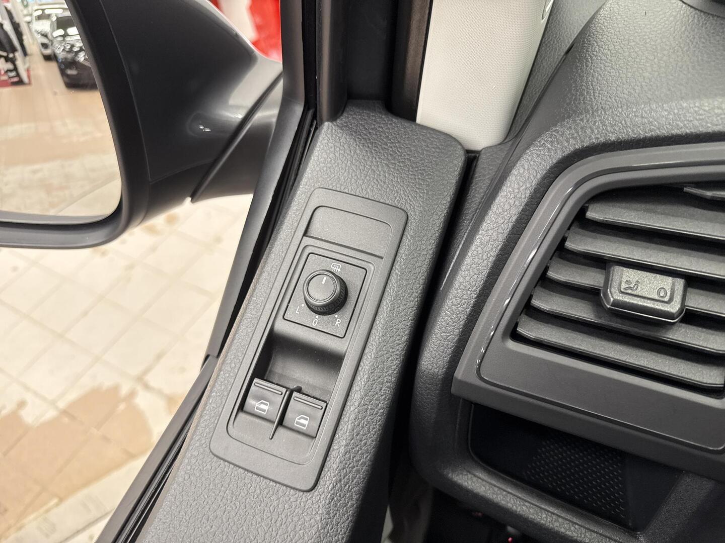 VOLKSWAGEN Transporter 2018