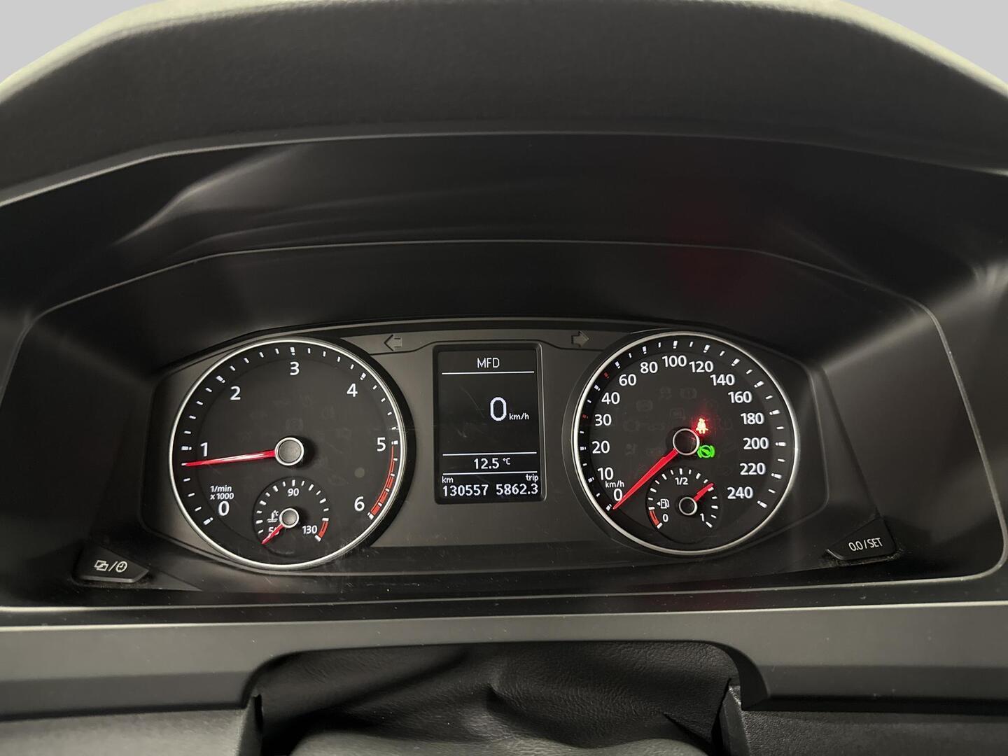 VOLKSWAGEN Transporter 2018