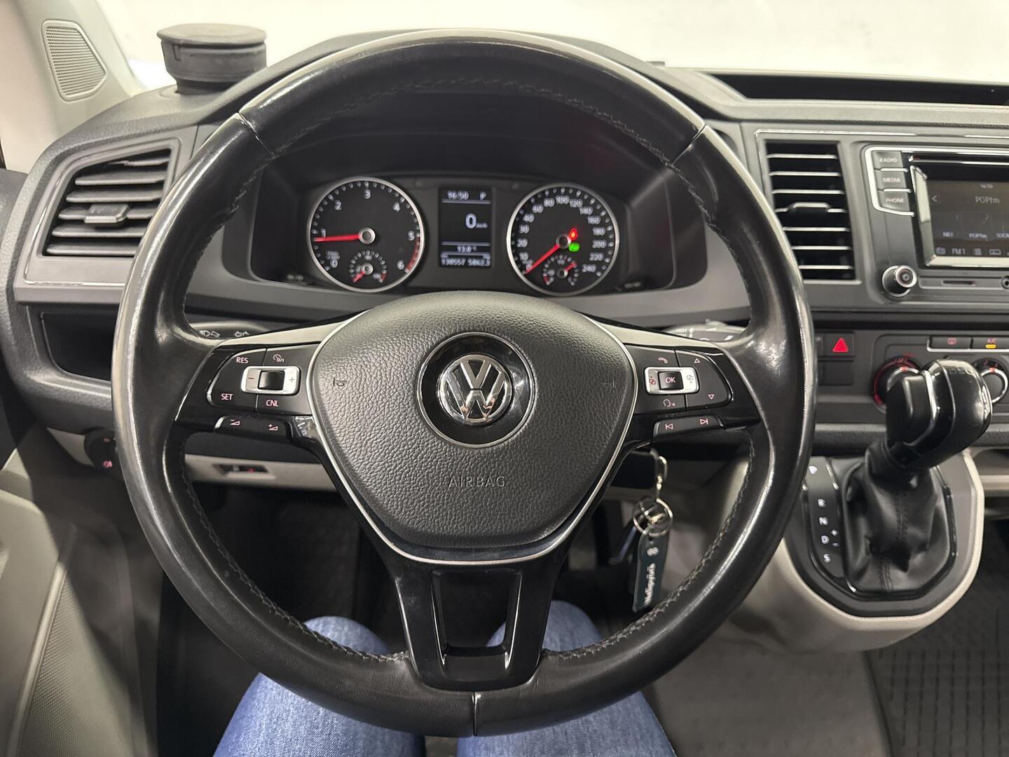 VOLKSWAGEN Transporter 2018