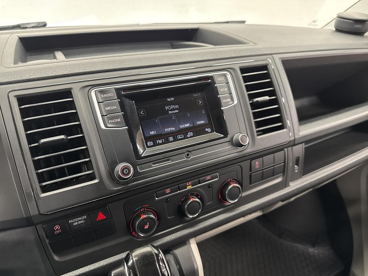 VOLKSWAGEN Transporter 2018