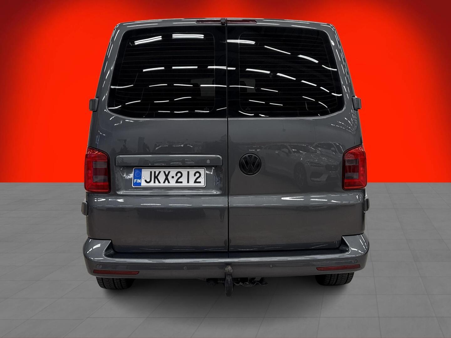 VOLKSWAGEN Transporter 2018