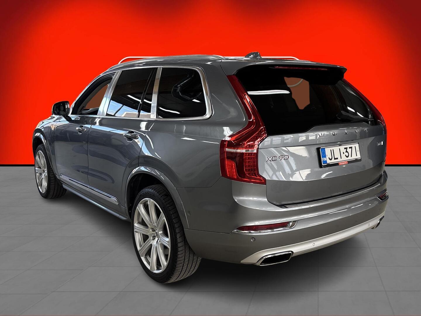 VOLVO XC90 2017