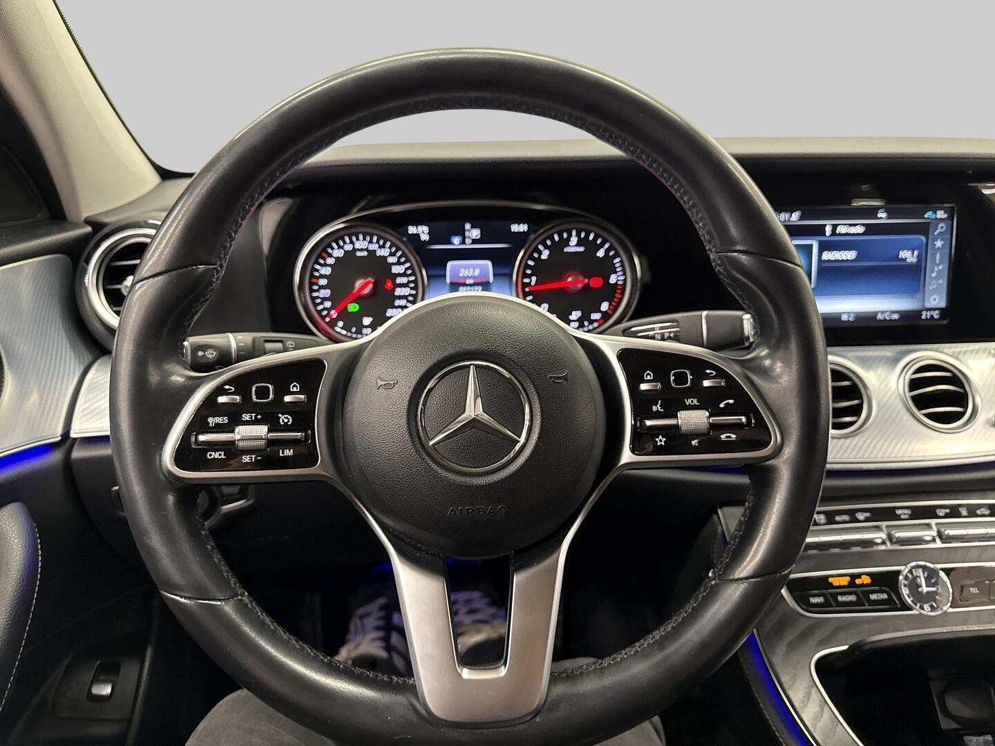 MERCEDES-BENZ E 2019