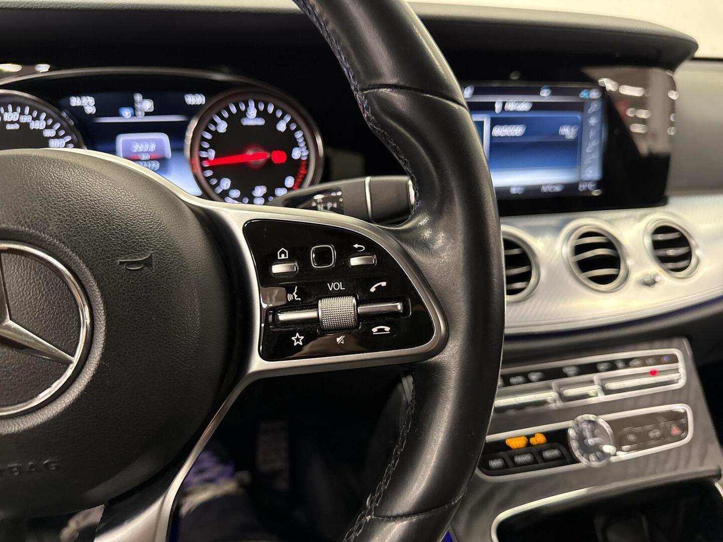 MERCEDES-BENZ E 2019