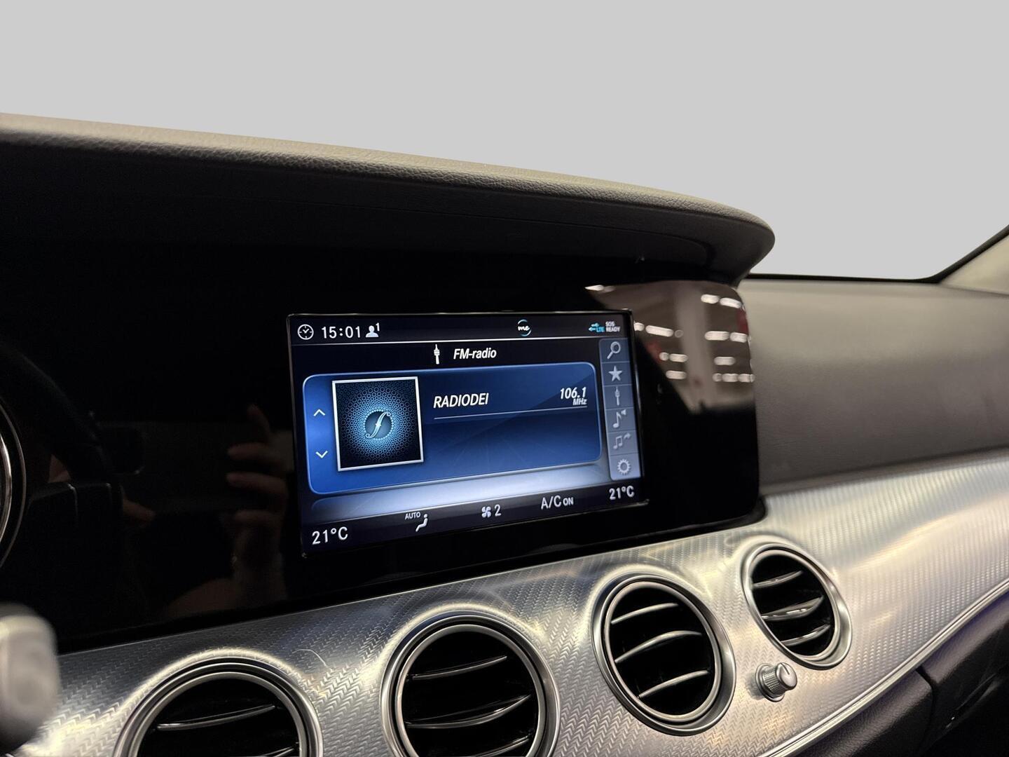 MERCEDES-BENZ E 2019
