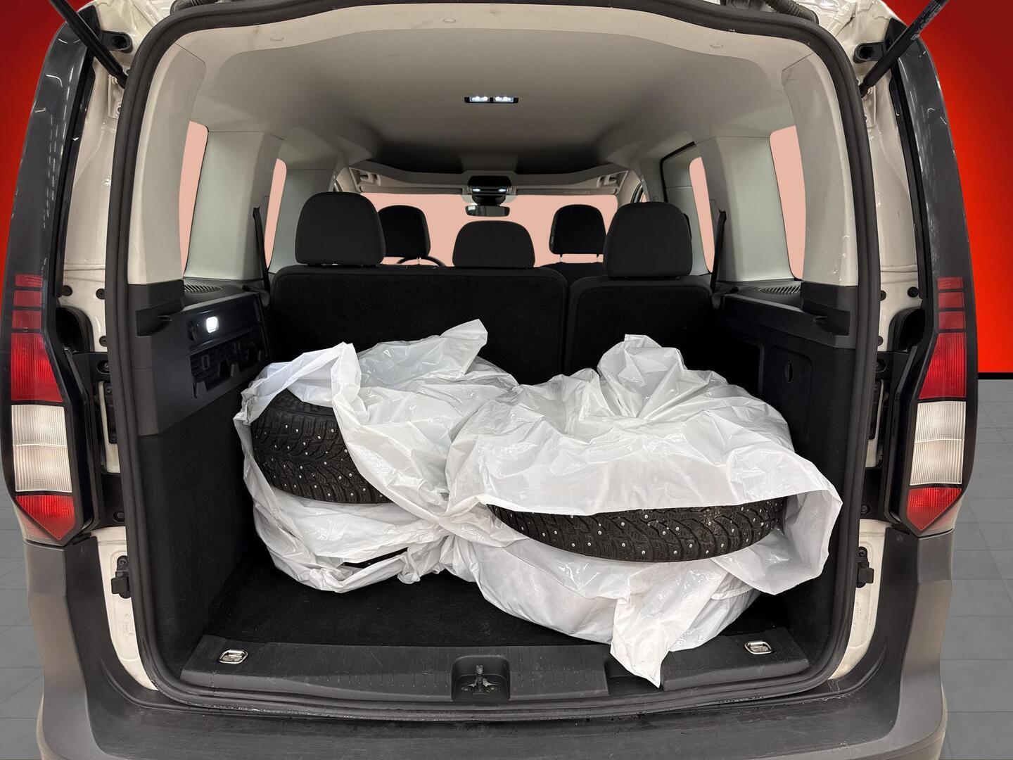 VOLKSWAGEN Caddy 2021