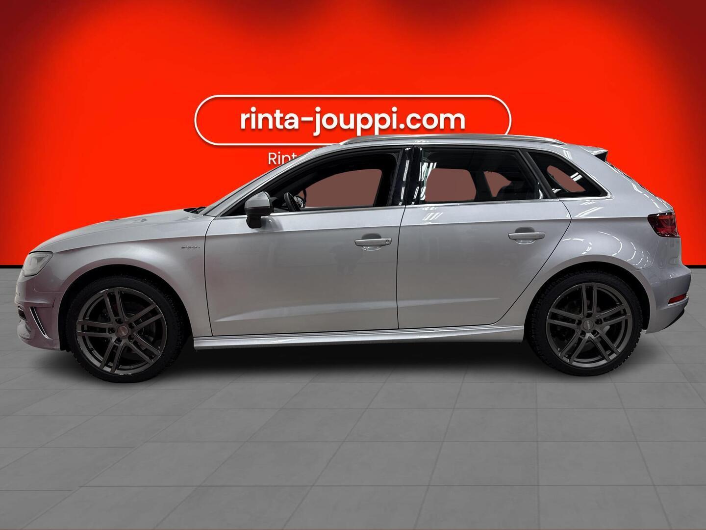 AUDI A3 2015
