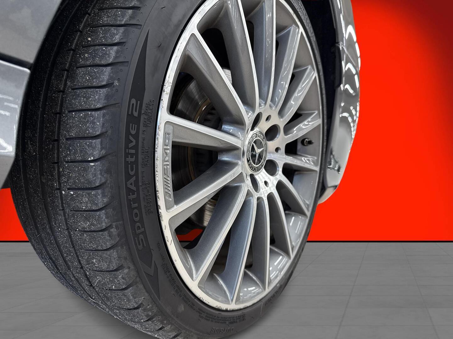 MERCEDES-BENZ C 2018