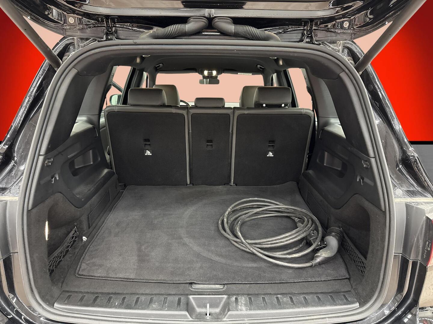 MERCEDES-BENZ EQB 2022